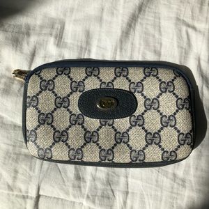 Vintage Gucci GG Canvas Pouch